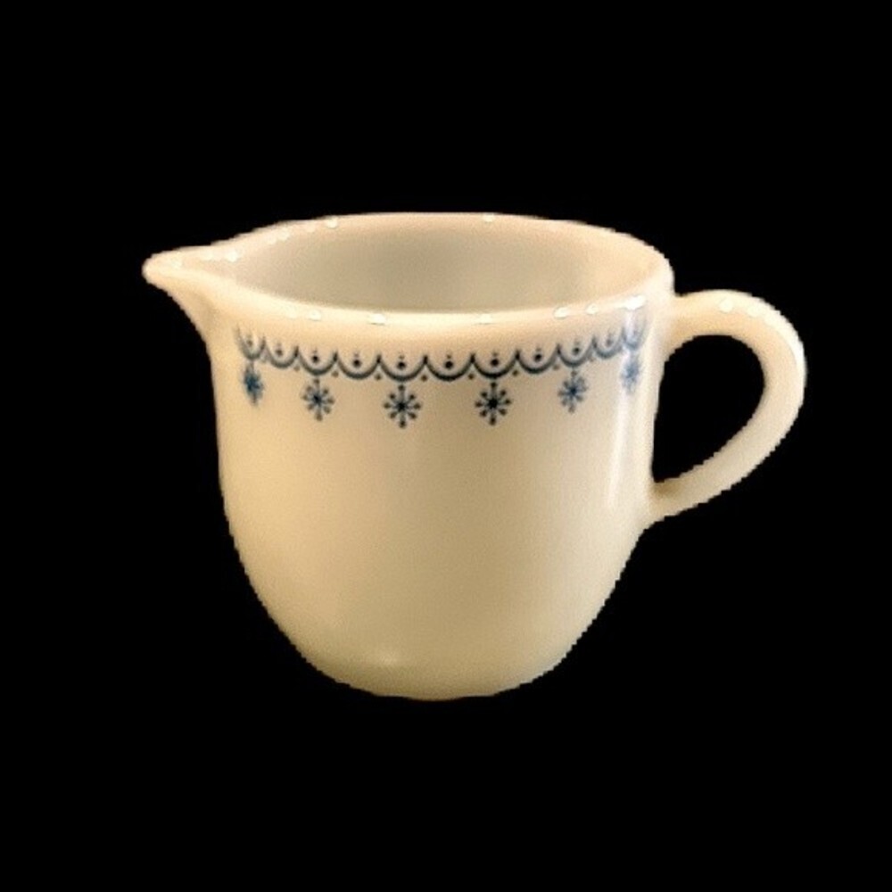 Pyrex Corning Snowflake‎ Blue Pitcher Creamer - Picture 2 of 10